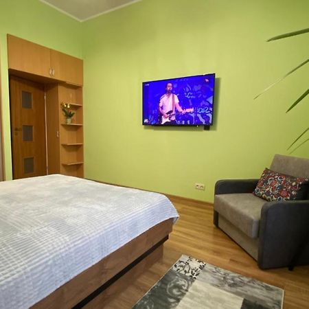 Lublinbnb - Exclusive Family Apartment ------ In The Heart Of Lublin -------------------------------- Bedroom & Living Room & Kitchen Exterior foto